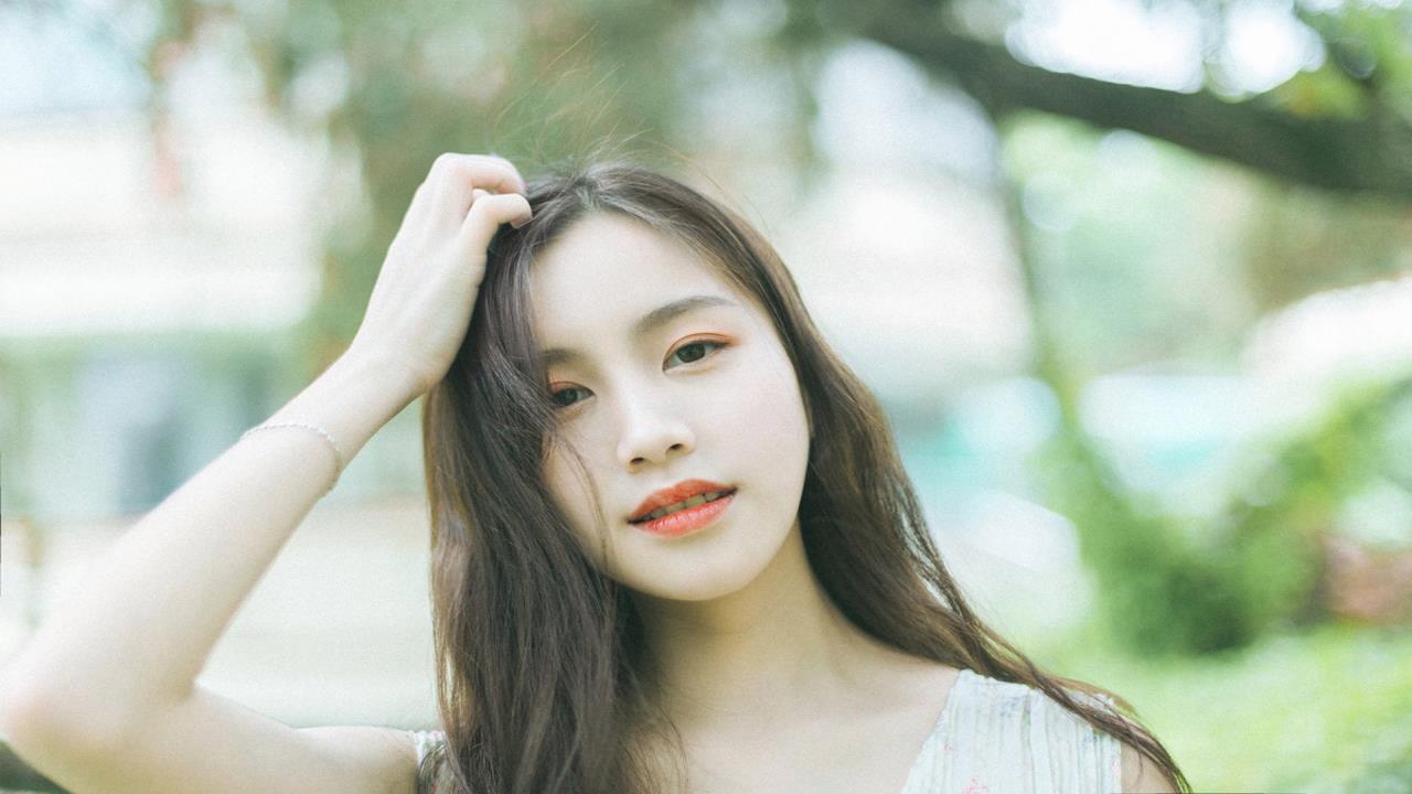 捅JJapp: 分享你的故事，發(fā)現(xiàn)他人的精彩