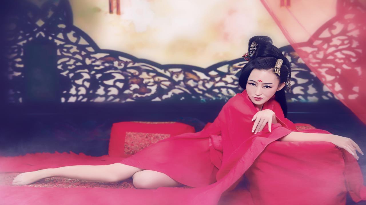 www.粉嫩: 粉嫩色彩在時(shí)尚中的重要性解析